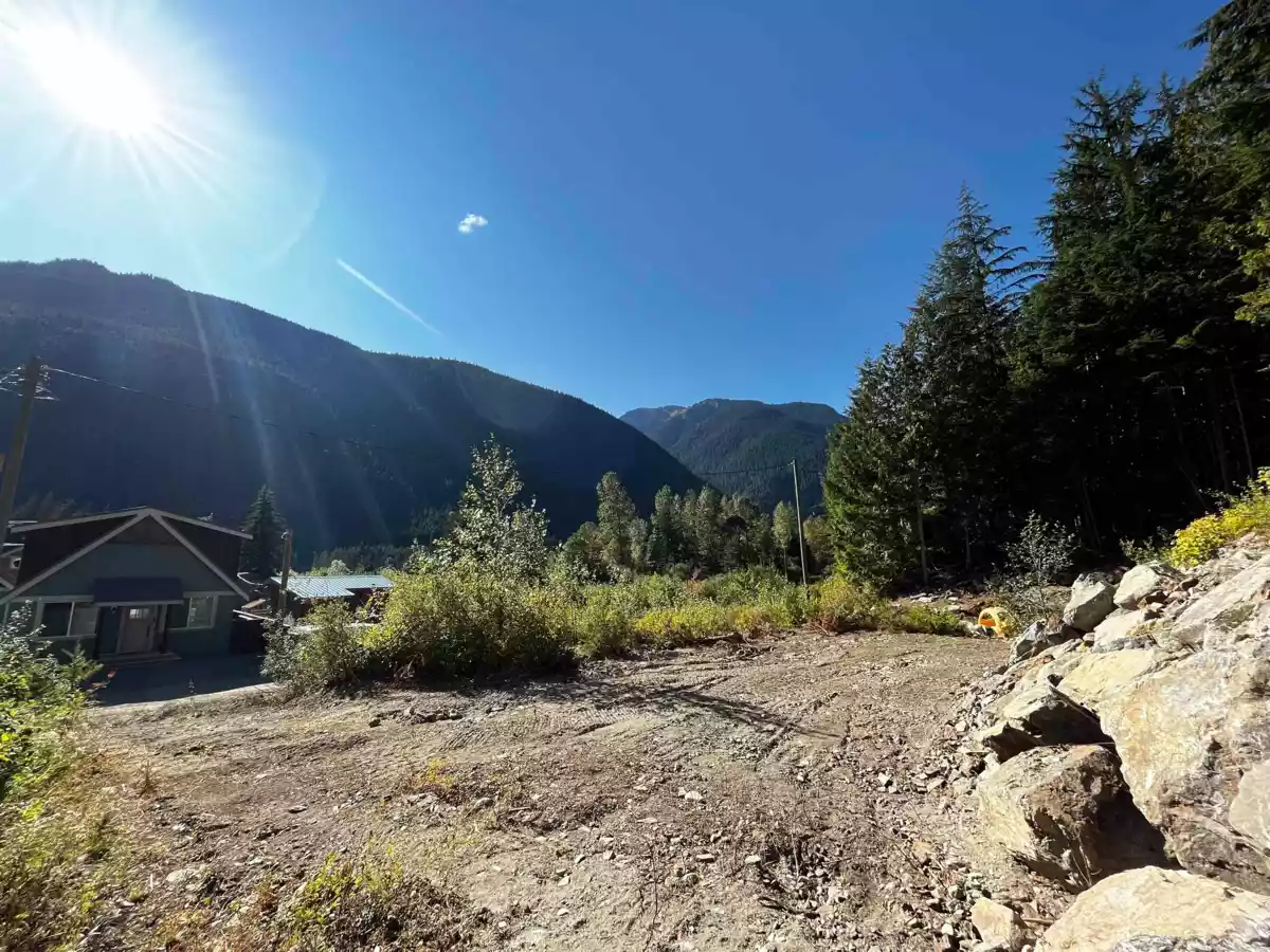 Guest Bathroom Photo of H118 Strawberry Lane, Sunshine Valley, BC
