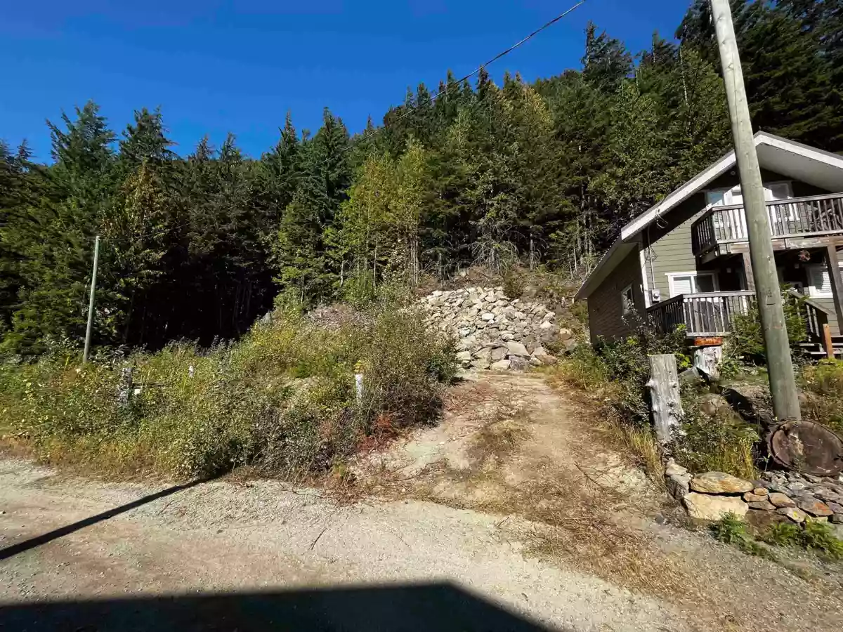 Outdoor Patio Photo of H118 Strawberry Lane, Sunshine Valley, BC