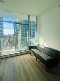 1301 13350 Central Avenue, Surrey, BC, Whalley — 1 bed apartment/condo for sale