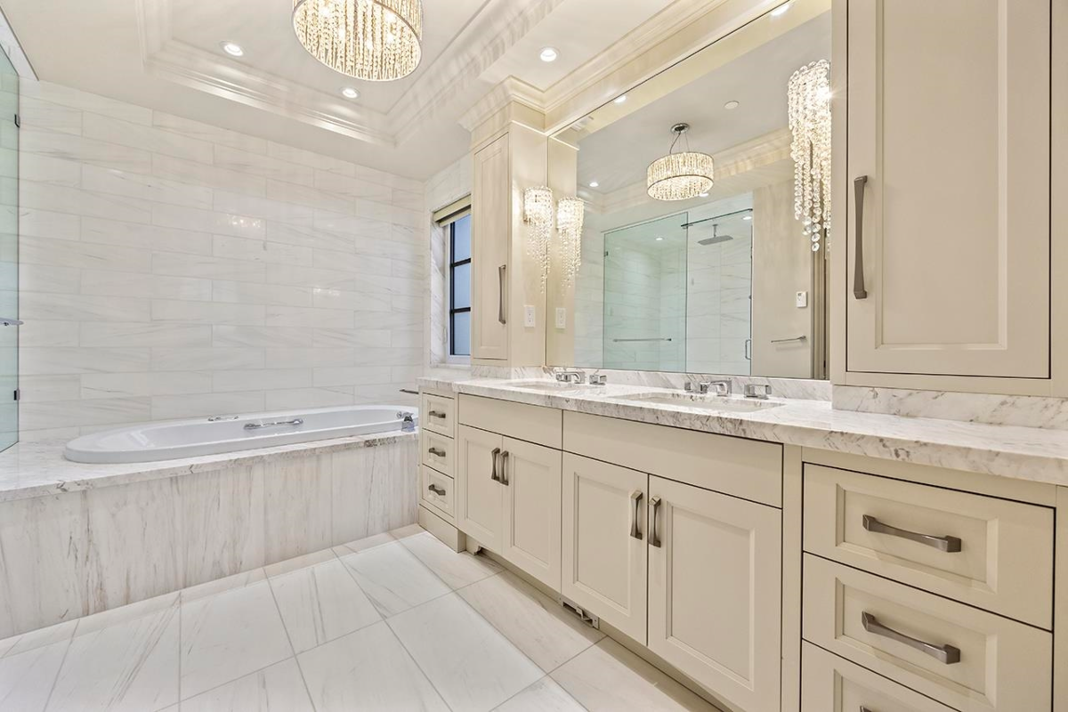 Bedroom 3 Photo of 6886 Angus Drive, Vancouver, BC