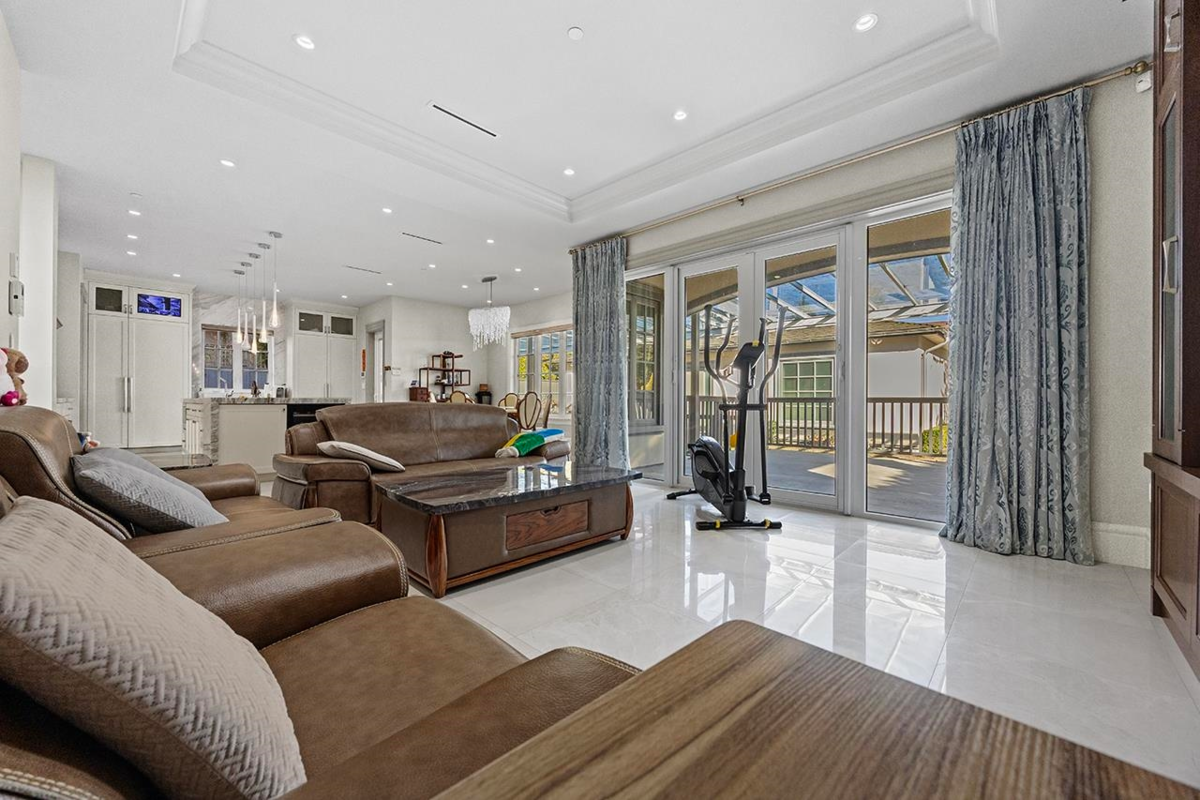 Kitchen Island Photo of 6886 Angus Drive, Vancouver, BC