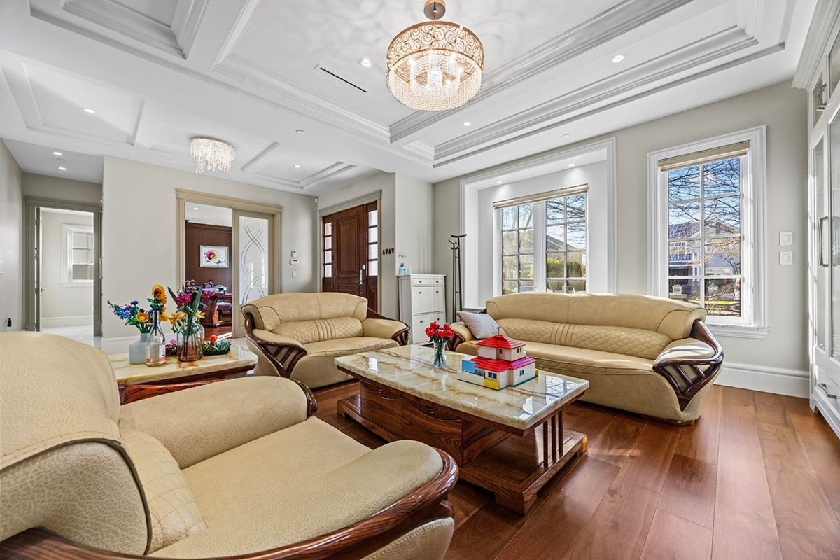 Living Room Photo of 6886 Angus Drive, Vancouver, BC