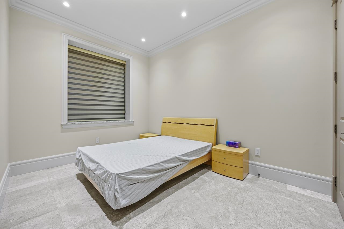 Swimming Pool Photo of 6886 Angus Drive, Vancouver, BC