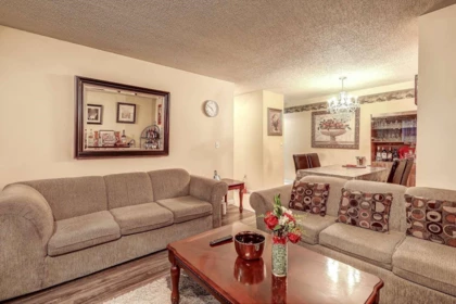 101 13316 Old Yale Road, Surrey, BC, Surrey — Apartment/Condo for sale
