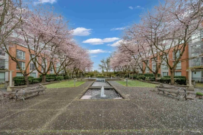 Street View Photo of 412 618 W 45th Avenue, Vancouver, BC