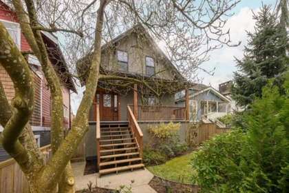 2834 E Georgia Street, Vancouver, BC, Vancouver — Single Family Residence for sale