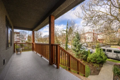 2834 E Georgia Street, Vancouver, BC, Vancouver — Single Family Residence for sale