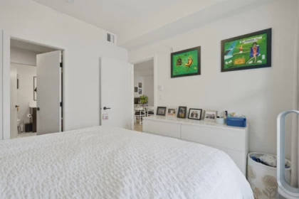 Bedroom 3 Photo of 227 2635 King George Boulevard, Surrey, BC