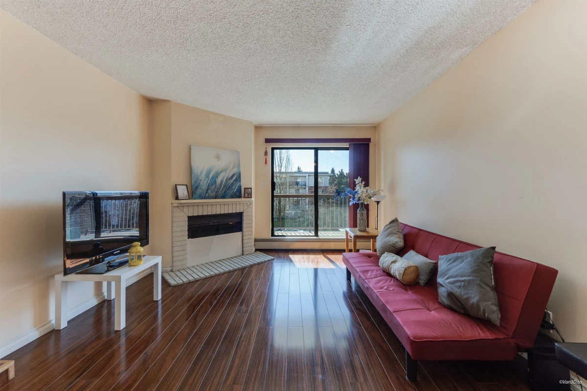 Dining Area Photo of 204 8511 Westminster Highway, Richmond, BC