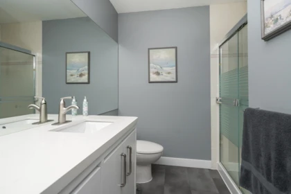 Basement Recreation Room Photo of 216 13895 102 Avenue, Surrey, BC