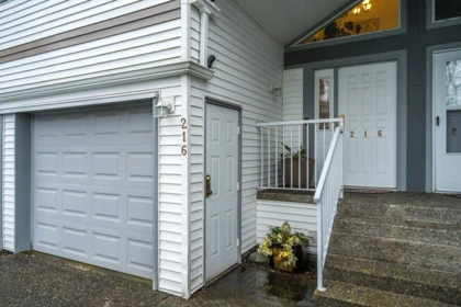 Garden / Landscaping Photo of 216 13895 102 Avenue, Surrey, BC