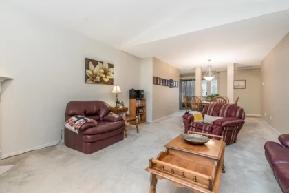Kitchen Photo of 216 13895 102 Avenue, Surrey, BC