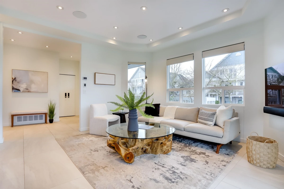 Dining Area Photo of 6371 London Road, Richmond, BC