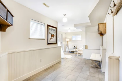 Entry Foyer Photo of 6371 London Road, Richmond, BC