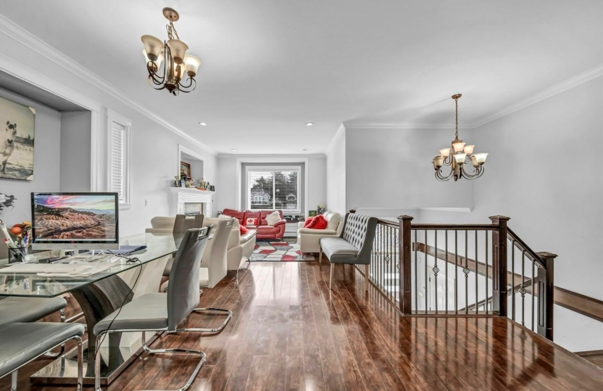 Family Room Photo of 12101 84 Avenue, Surrey, BC