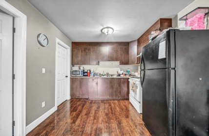 Garage Interior Photo of 12101 84 Avenue, Surrey, BC