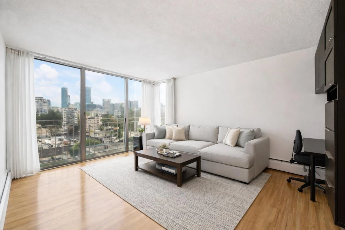 Living Room Photo of 906 1250 Burnaby Street, Vancouver, BC