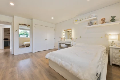 Hallway Photo of 1388 Kerfoot Road, White Rock, BC