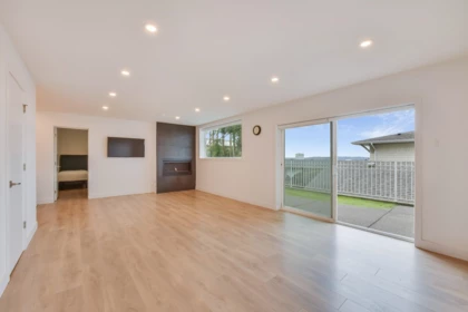 Outdoor Deck Photo of 1388 Kerfoot Road, White Rock, BC