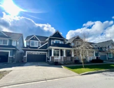 16756 17b Avenue, Surrey, BC
