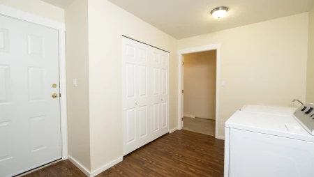 Entry Foyer Photo of 5839 Trail Avenue, Sechelt, BC