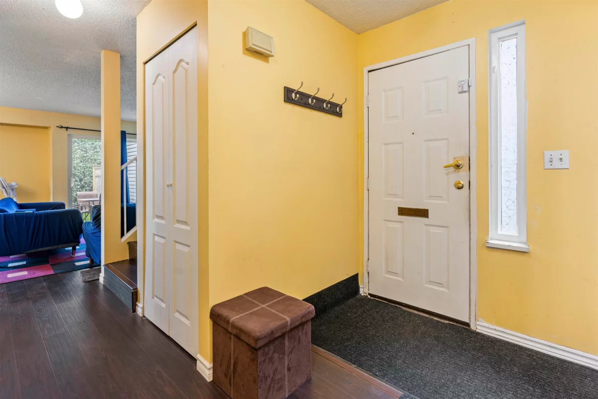Family Room Photo of 40 9955 140th Street, Surrey, BC
