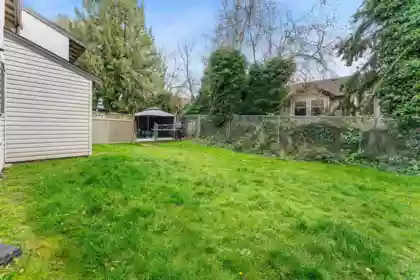 Basement Recreation Room Photo of 40 9955 140th Street, Surrey, BC