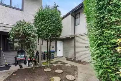 40 9955 140th Street, Surrey, BC, Surrey — Townhouse for sale