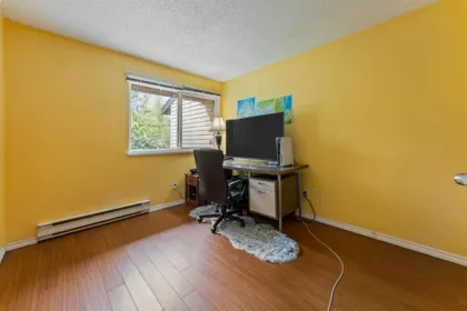 Office / Den Photo of 40 9955 140th Street, Surrey, BC