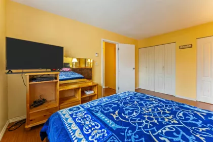 Walk-In Closet Photo of 40 9955 140th Street, Surrey, BC