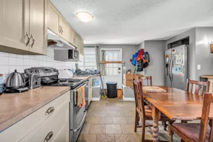 Office / Den Photo of 2575 W 3rd Avenue, Vancouver, BC