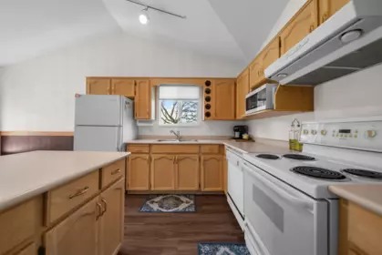 Kitchen Photo of 31 19649 53 Avenue, Langley, BC