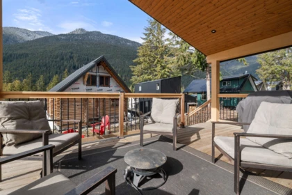 Backyard Photo of 71449 Old Yale Princeton Highway, Hope, BC