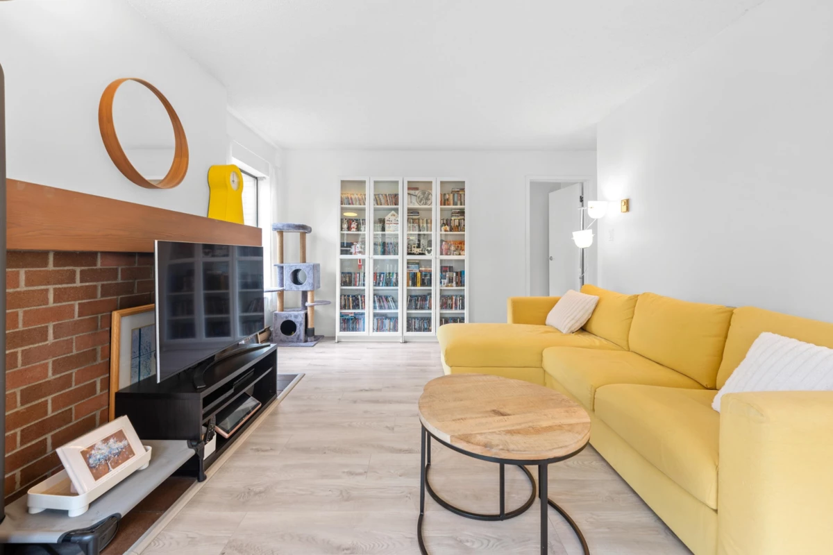 Family Room Photo of 125 7431 Minoru Boulevard, Richmond, BC