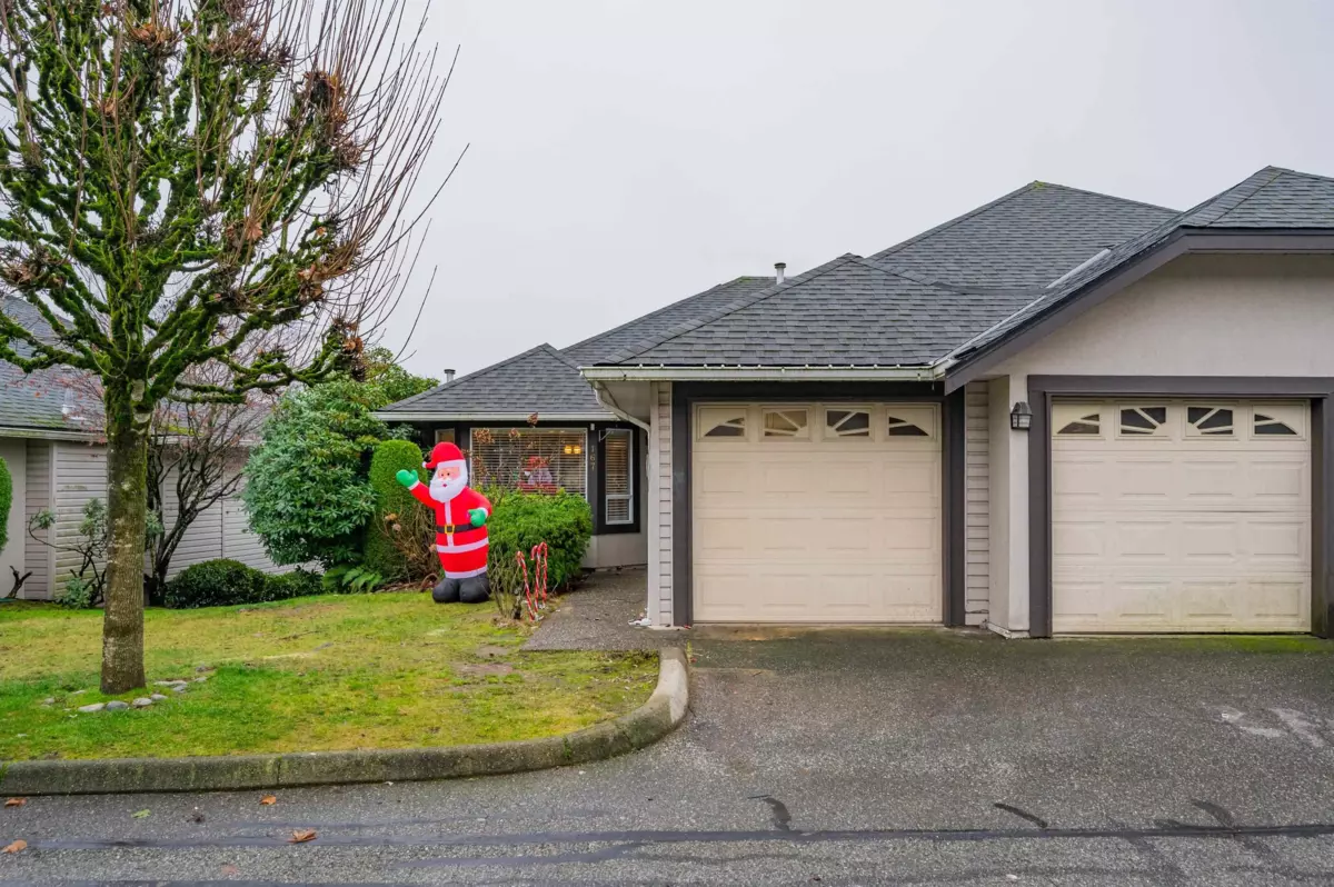 Living Room Photo of 167 3160 Townline Road, Abbotsford, BC