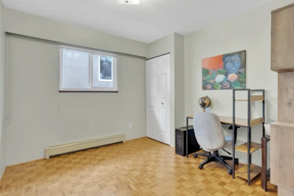 Entry Foyer Photo of 3240 Clive Avenue, Vancouver, BC