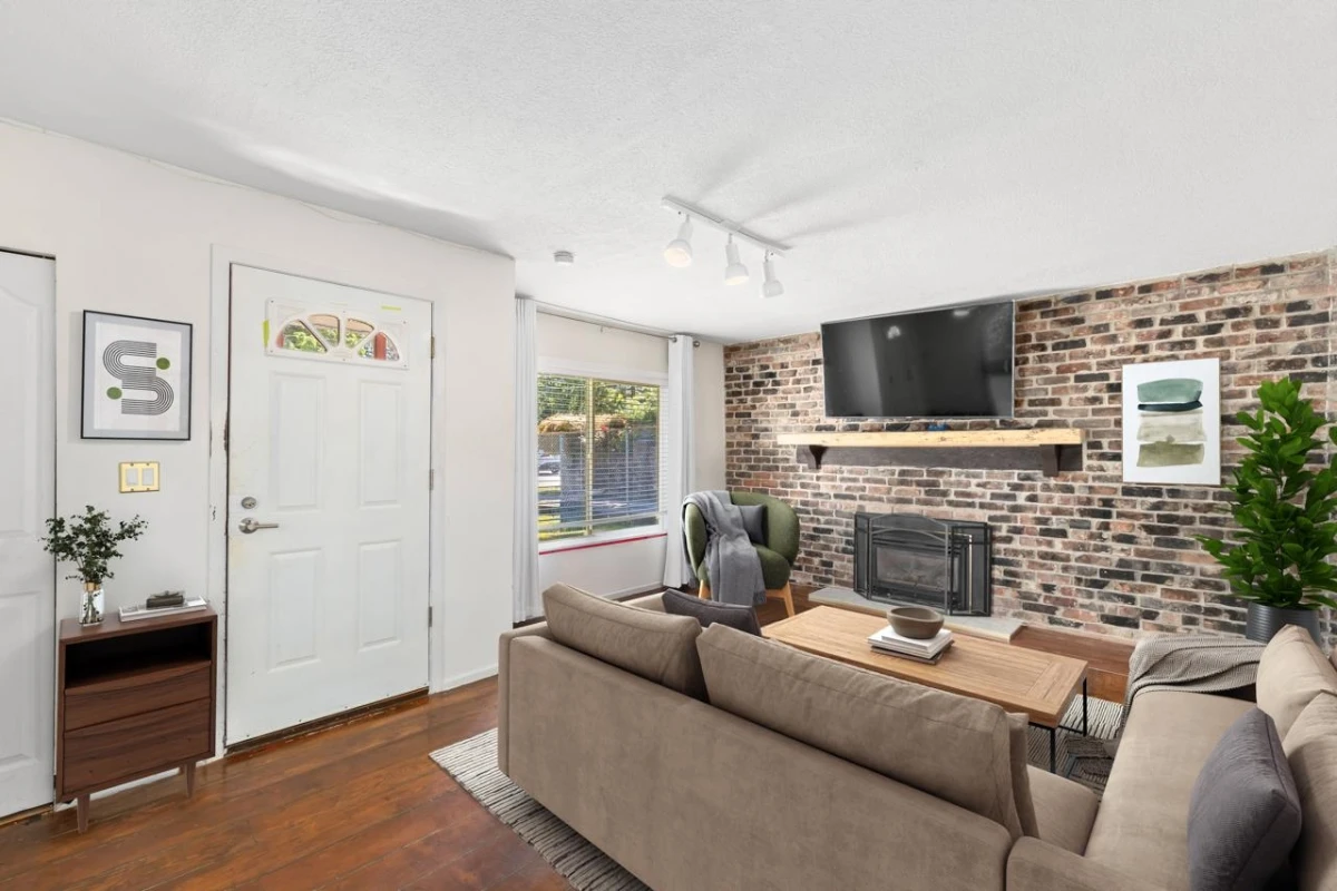 Living Room Photo of 986 Porter Street, Coquitlam, BC