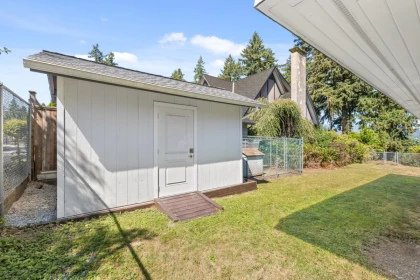 Powder Room Photo of 986 Porter Street, Coquitlam, BC