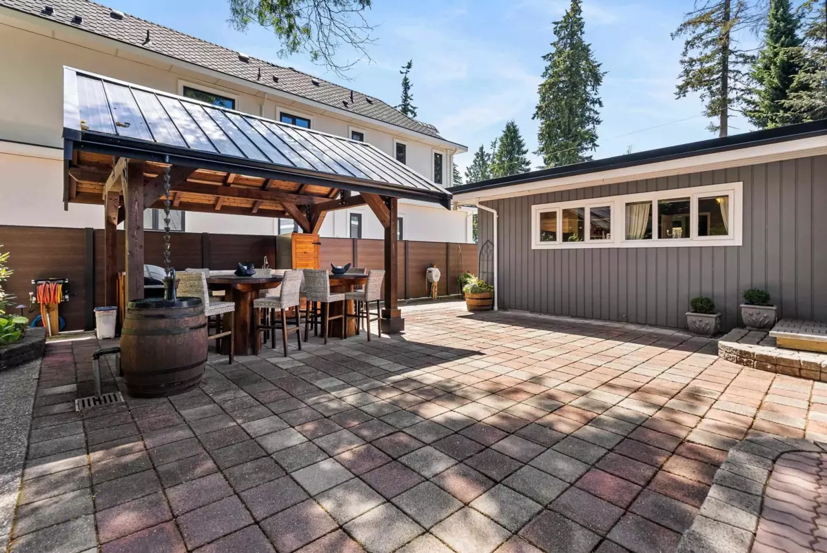 Family Room Photo of 13270 58 Avenue, Surrey, BC