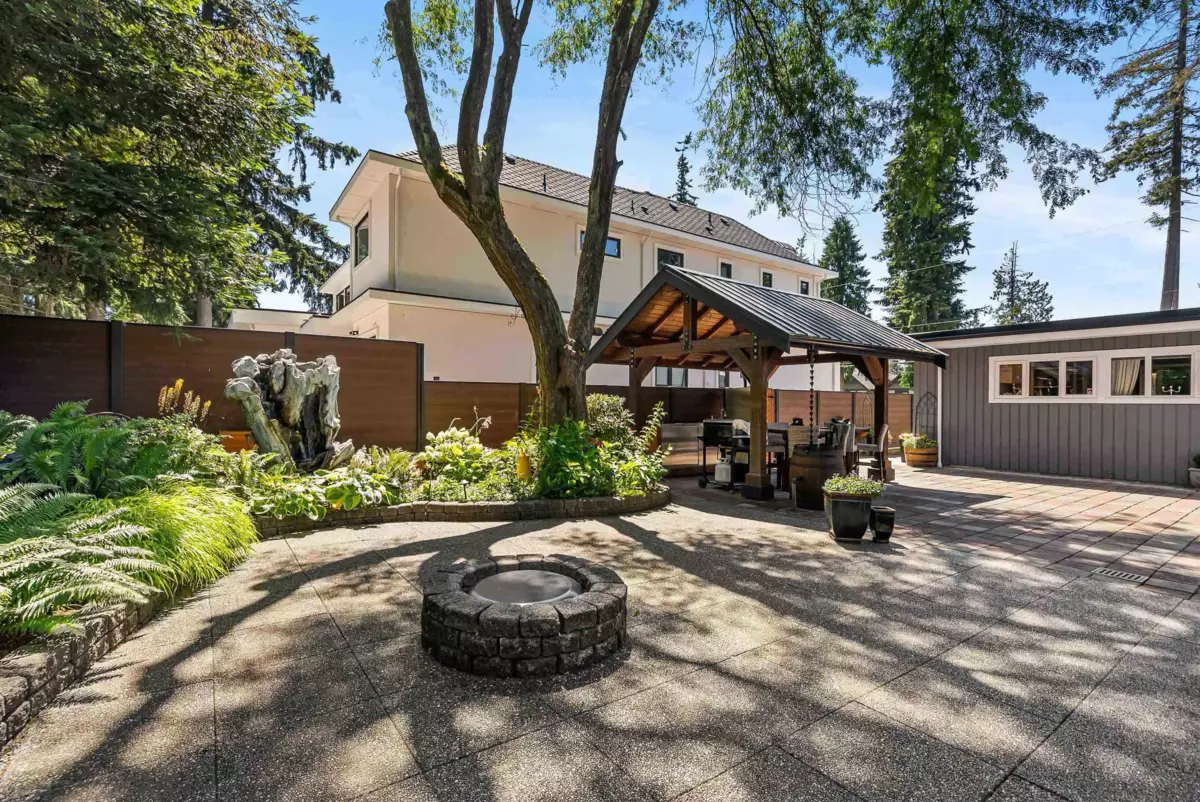 Living Room Photo of 13270 58 Avenue, Surrey, BC