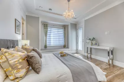 Guest Bathroom Photo of 7102 Bridge Street, Richmond, BC