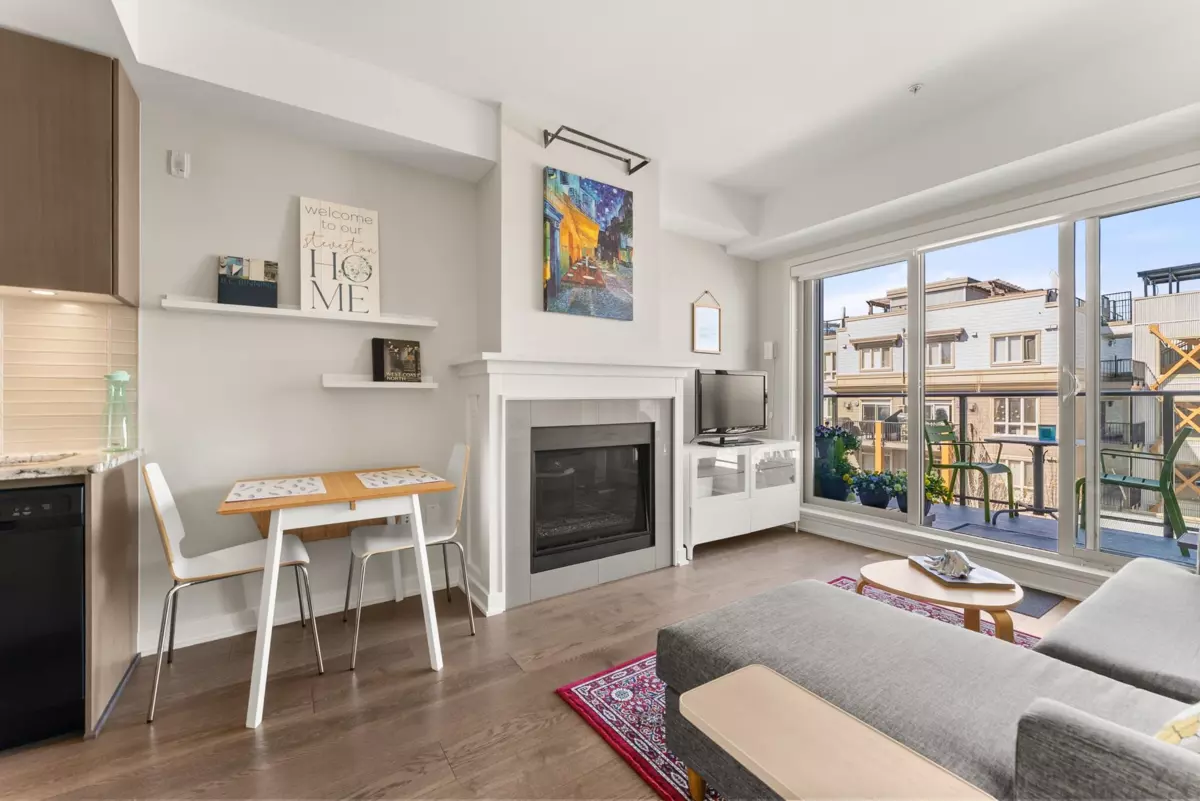 Living Room Photo of 302 6168 London Road, Richmond, BC