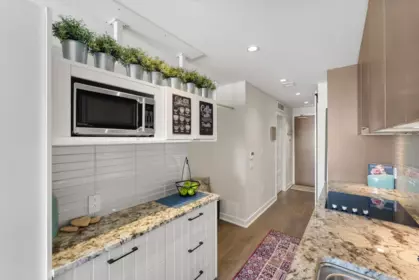 Guest Bathroom Photo of 302 6168 London Road, Richmond, BC