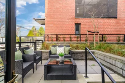 6322 Oak Street, Vancouver, BC, Vancouver — Townhouse for sale