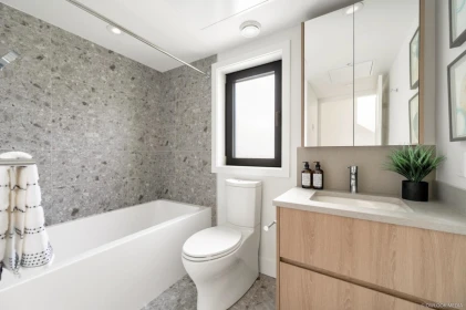 Guest Bathroom Photo of 6322 Oak Street, Vancouver, BC