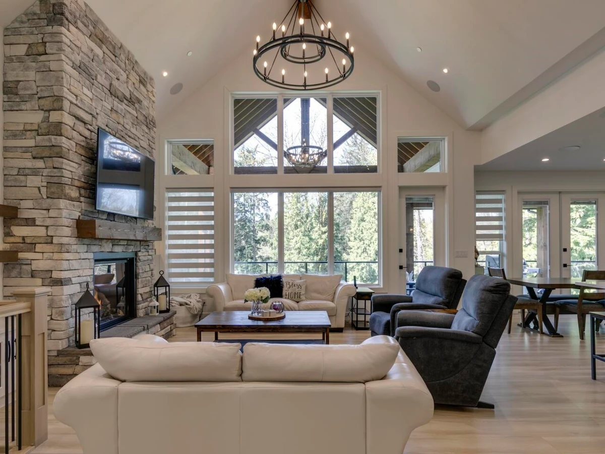 Family Room Photo of 9409 Erickson Street, Mission, BC