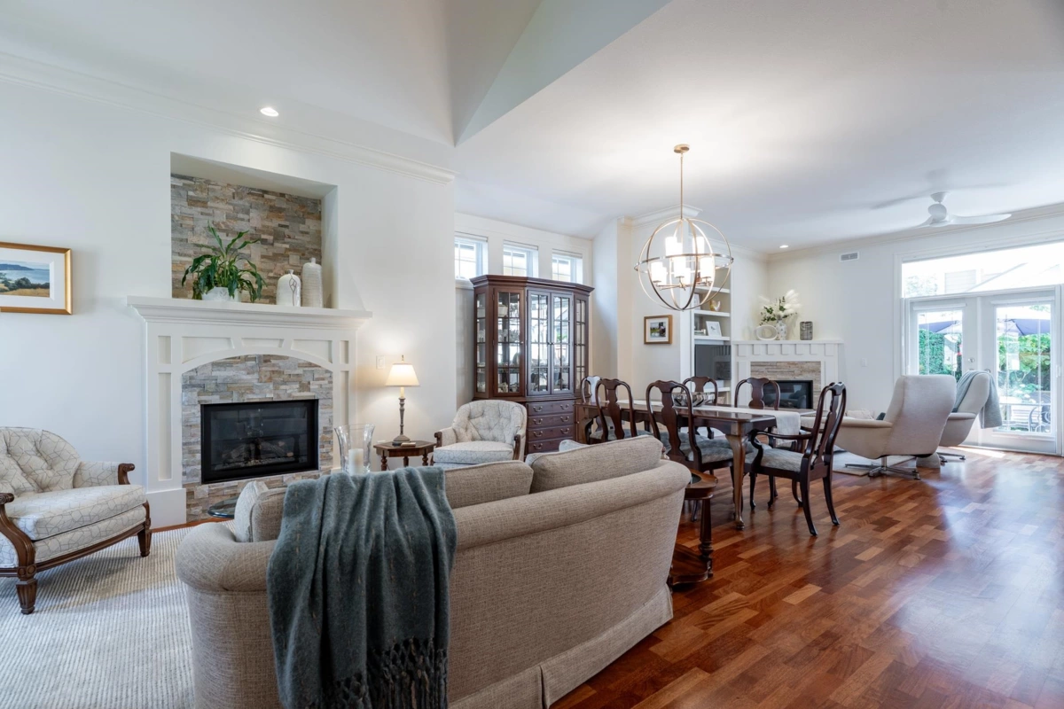 Dining Area Photo of 44 14655 32 Avenue, Surrey, BC
