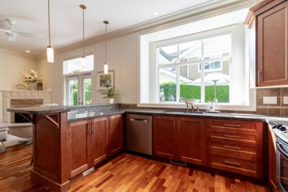 Guest Bathroom Photo of 44 14655 32 Avenue, Surrey, BC
