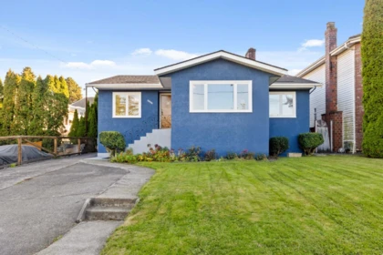 Front Yard Photo of 2880 Oxford Street, Vancouver, BC