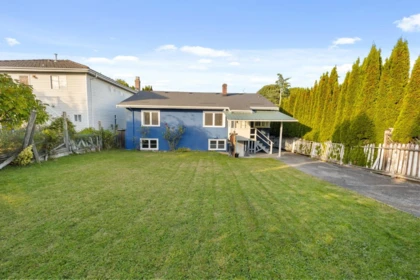 Outdoor Deck Photo of 2880 Oxford Street, Vancouver, BC